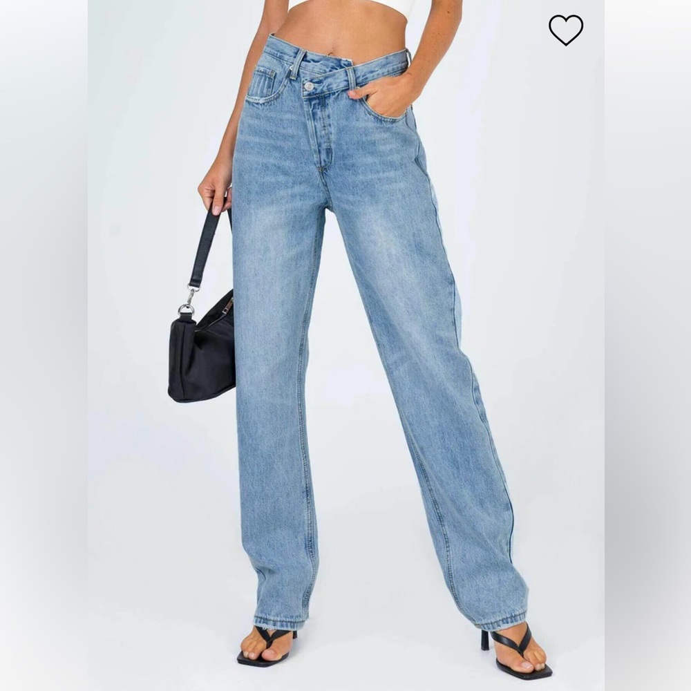 Princess Polly Holly asymmetric straight leg jean in light wash denim